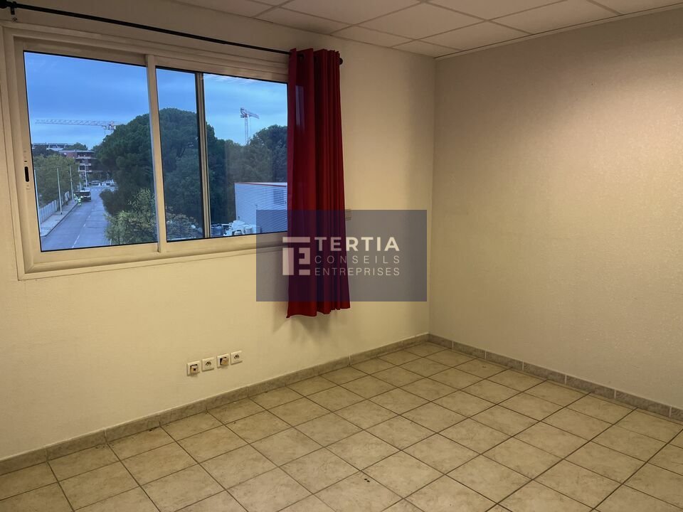BUREAUX à Louer