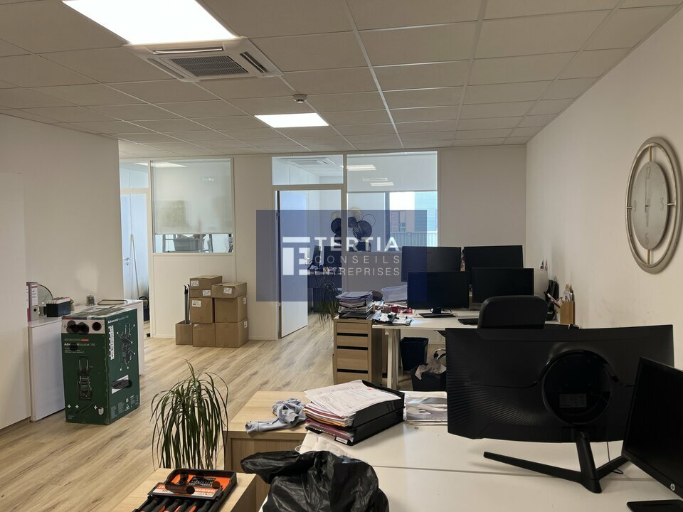 BUREAUX &agrave; Louer