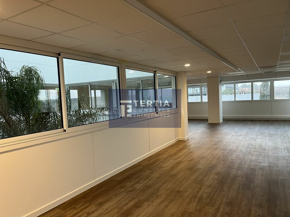 BUREAUX &agrave; Louer
